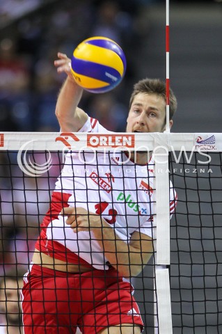  17.05.2016 KRAKOW (TAURON ARENA) <br />XIV MEMORIAL HUBERTA JERZEGO WAGNERA <br />MECZ POLSKA - BULGARIA ( MATCH POLAND - BULGARIA ) <br />N/Z MICHAL KUBIAK SYLWETKA ATAK<br /> 