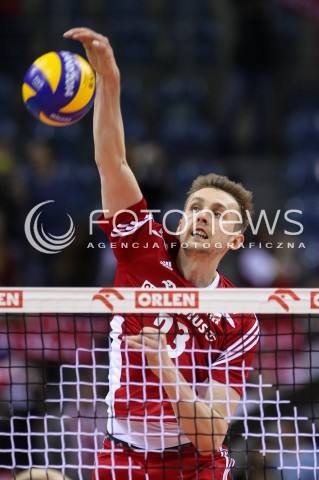  18.05.2016 KRAKOW (TAURON ARENA) <br />XIV MEMORIAL HUBERTA JERZEGO WAGNERA <br />MECZ POLSKA - BELGIA ( MATCH POLAND - BELGIUM ) <br />N/Z MATEUSZ BIENIEK SYLWETKA ATAK<br /> 