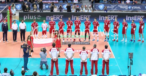  18.05.2016 KRAKOW (TAURON ARENA) <br />XIV MEMORIAL HUBERTA JERZEGO WAGNERA <br />MECZ POLSKA - BELGIA ( MATCH POLAND - BELGIUM ) <br />N/Z REPREZENTACJA POLSKI PODCZAS HYMNU ZESPOL TEAM MICHAL KUBIAK PAWEL ZATORSKI PIOTR NOWAKOWSKI DAWID KONARSKI MATEUSZ MIKA MATEUSZ BIENIEK KAROL KLOS FABIAN DRZYZGA MARCIN MOZDZONEK ARTUR SZALPUK RAFAL BUSZEK GRZEGORZ LOMACZ BARTOSZ KUREK FLAGA HYMN STEPHANE ANTIGA - I TRENER ( HEAD COACH ) PHILIPPE BLAIN - II TRENER ( ASSISTANT COACH ) SZTAB SZKOLENIOWY<br /> 