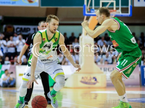  18.05.2016 KROSNO <br />KOSZYKOWKA 1 LIGA MEZCZYZN <br />MECZ FINALOWY O AWANS DO TAURON BASKET LIGI <br />MECZ MIASTO SZKLA KROSNO - LEGIA WARSZAWA <br />N/Z ADAM PARZYCH <br /> 