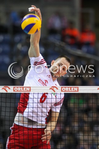  19.05.2016 KRAKOW (TAURON ARENA) <br />XIV MEMORIAL HUBERTA JERZEGO WAGNERA <br />MECZ POLSKA - SERBIA ( MATCH POLAND - SERBIA ) <br />N/Z BARTOSZ KUREK SYLWETKA ATAK<br /> 