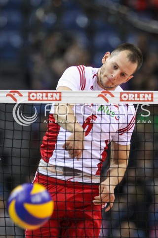  19.05.2016 KRAKOW (TAURON ARENA) <br />XIV MEMORIAL HUBERTA JERZEGO WAGNERA <br />MECZ POLSKA - SERBIA ( MATCH POLAND - SERBIA ) <br />N/Z BARTOSZ KUREK SYLWETKA ATAK<br /> 