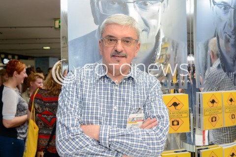  22.05.2016 WARSZAWA<br />WARSZAWSKIE TARGI KSIAZKI<br />N/Z MAREK NIEDZWIECKI<br /> 