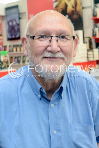  22.05.2016 WARSZAWA<br />WARSZAWSKIE TARGI KSIAZKI<br />N/Z MAREK PRZYBYLIK<br /> 