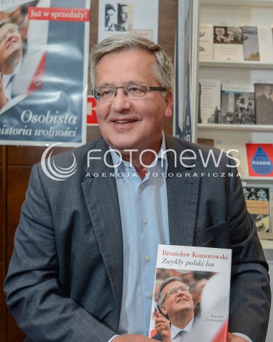  22.05.2016 WARSZAWA<br />WARSZAWSKIE TARGI KSIAZKI<br />N/Z BRONISLAW KOMOROWSKI<br /> 