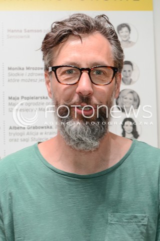  22.05.2016 WARSZAWA<br />WARSZAWSKIE TARGI KSIAZKI<br />N/Z SZYMON MAJEWSKI<br /> 