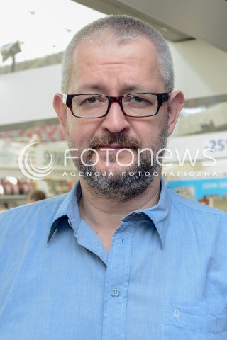  22.05.2016 WARSZAWA<br />WARSZAWSKIE TARGI KSIAZKI<br />N/Z RAFAL ZIEMKIEWICZ<br /> 