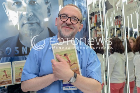  22.05.2016 WARSZAWA<br />WARSZAWSKIE TARGI KSIAZKI<br />N/Z JERZY SOSNOWSKI<br /> 