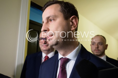 24.05.2016 WARSZAWA <br />SPOTKANIE LIDEROW OPOZYCJI W SEJMIE W SPRAWIE KRYZYSU WOKOL TRYBUNALU KONSTYTUCYJNEGO <br />N/Z WLADYSLAW KOSINIAK KAMYSZ<br /> 