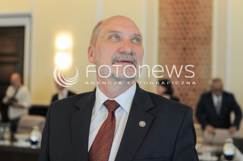  24.05.2016 WARSZAWA<br />POSIEDZENIE RADY MINISTROW<br />N/Z MINISTER OBRONY NARODOWEJ ANTONI MACIEREWICZ<br /> 