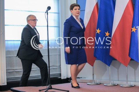  24.05.2016 WARSZAWA<br />KONFERENCJA PRASOWA<br />N/Z WICEPRZEWODNICZACY KOMISJI EUROPEJSKIEJ FRANS TIMMERMANS PREMIER BEATA SZYDLO<br /> 