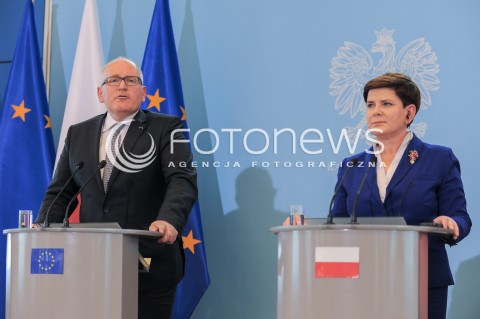  24.05.2016 WARSZAWA<br />KONFERENCJA PRASOWA<br />N/Z WICEPRZEWODNICZACY KOMISJI EUROPEJSKIEJ FRANS TIMMERMANS PREMIER BEATA SZYDLO<br /> 