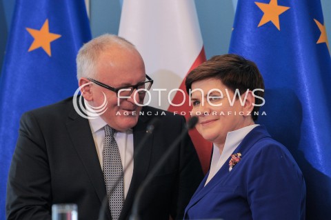  24.05.2016 WARSZAWA<br />KONFERENCJA PRASOWA<br />N/Z WICEPRZEWODNICZACY KOMISJI EUROPEJSKIEJ FRANS TIMMERMANS PREMIER BEATA SZYDLO<br /> 