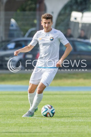  28.05.2016 MIELEC <br />PILKA NOZNA II LIGA SEZON 2015/2016 <br />MECZ STAL MIELEC - OLIMPIA ZAMBROW ( WYNIK 0:0 )<br />N/Z BARTOSZ NOWAK SYLWETKA<br /> 
