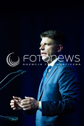  30.05.2016 WARSZAWA<br /> KONWENCJA NOWOCZESNEJ PRZY SIEDZIBIE PISU W PIERWSZE URODZINY ZALOZENIA PARTII<br /> N/Z RYSZARD PETRU <br />  