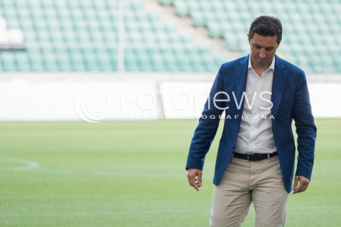  03.06.2016 WARSZAWA<br /> KONFERENCJA PRASOWA NOWEGO TRENERA LEGII WARSZAWA BESNIEGO HASI <br /> N/Z TRENER LEGII WARSZAWA BESNI HASI <br />  