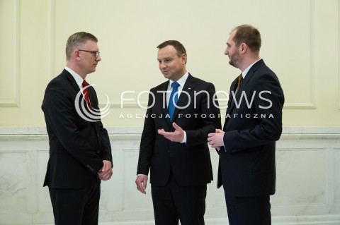  03.06.2016 WARSZAWA<br /> UROCZYSTA PREMIERA NOWEJ KSIAZKI SLAWOMIRA CIENCKIEWICZA I ADAMA CHMIELECKIEGO PT LECH KACZYNSKI 2005 - 2010 <br /> N/Z SLAWOMIR CENCKIEWICZ PREZYDENT ANDRZEJ DUDA ADAM CHEMIELECKI<br />  