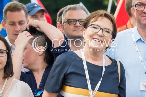  04.06.2016 WARSZAWA <br /> MARSZ KOMITETU OBRONY DEMOKRACJI WSZYSCY DLA WOLNOSCI <br /> N/Z  EWA KOPACZ<br />  