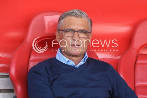  06.06.2016 KRAKOW REPREZENTACJA <br />MECZ TOWARZYSKI POLSKA - LITWA <br />( FRIENDLY MATCH POLAND - LITHUANIA ) <br />N/Z ADAM NAWALKA - I TRENER SELEKCJONER ( HEAD COACH ) SYLWETKA <br /> 