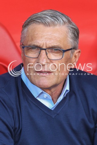  06.06.2016 KRAKOW REPREZENTACJA <br />MECZ TOWARZYSKI POLSKA - LITWA <br />( FRIENDLY MATCH POLAND - LITHUANIA ) <br />N/Z ADAM NAWALKA - I TRENER SELEKCJONER ( HEAD COACH ) SYLWETKA <br /> 