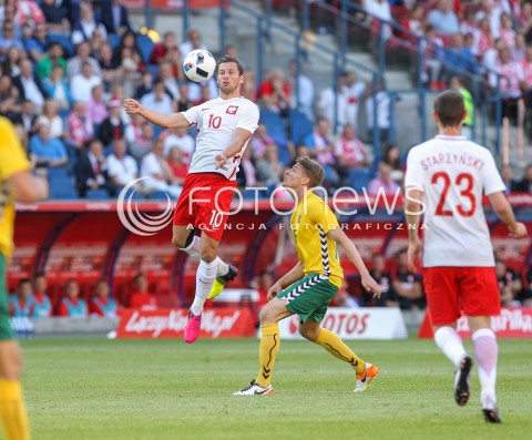  06.06.2016 KRAKOW REPREZENTACJA <br />MECZ TOWARZYSKI POLSKA - LITWA <br />( FRIENDLY MATCH POLAND - LITHUANIA ) <br />N/Z GRZEGORZ KRYCHOWIAK VYKINTAS SLIVKA <br /> 