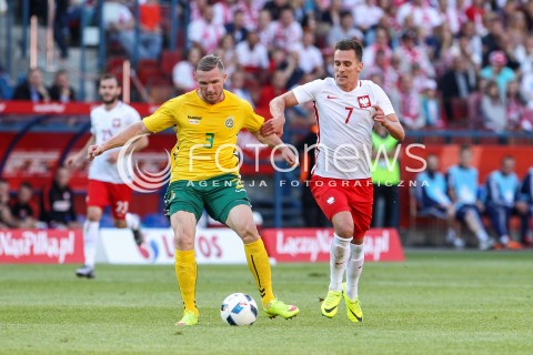  06.06.2016 KRAKOW REPREZENTACJA <br />MECZ TOWARZYSKI POLSKA - LITWA <br />( FRIENDLY MATCH POLAND - LITHUANIA ) <br />N/Z ARKADIUSZ MILIK MARK BENETA <br /> 