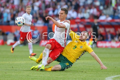  06.06.2016 KRAKOW REPREZENTACJA <br />MECZ TOWARZYSKI POLSKA - LITWA <br />( FRIENDLY MATCH POLAND - LITHUANIA ) <br />N/Z ARKADIUSZ MILIK MARK BENETA <br /> 