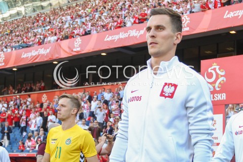  06.06.2016 KRAKOW REPREZENTACJA <br />MECZ TOWARZYSKI POLSKA - LITWA <br />( FRIENDLY MATCH POLAND - LITHUANIA ) <br />N/Z ARKADIUSZ MILIK WYJSCIE NA BOISKO SYLWETKA <br /> 