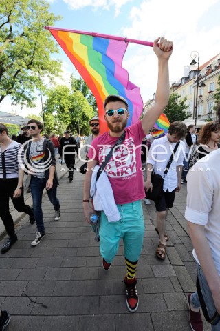  11.06.2016 WARSZAWA<br />PARADA ROWNOSCI<br />N/Z UCZESTNICY PARADY<br /> 