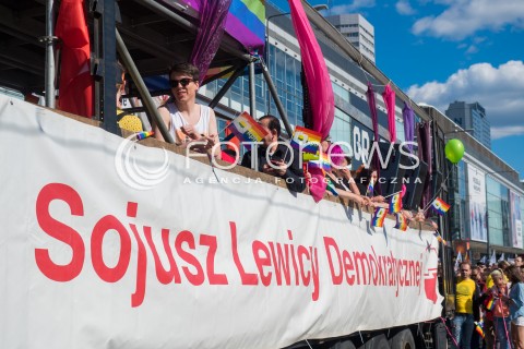  11.06.2016 WARSZAWA<br /> PARADA ROWNOSCI SRODOWISK LGBTQ<br /> N/Z UCZESTNICY<br />  