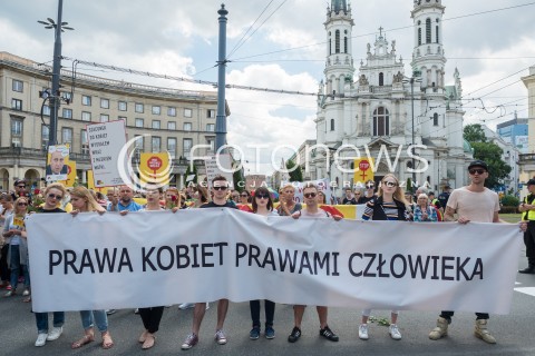  18.06.2016 WARSZAWA <br /> MARSZ DLA GODNOSCI KOBIET <br /> N/Z UCZESTNICY <br />  