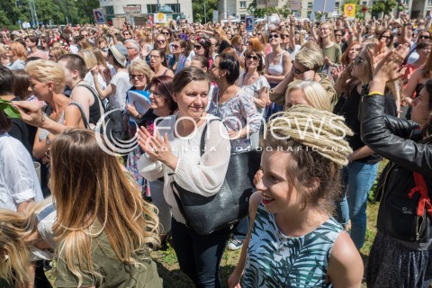  18.06.2016 WARSZAWA <br /> MARSZ DLA GODNOSCI KOBIET <br /> N/Z UCZESTNICY <br />  
