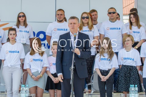  18.06.2016 RZESZOW<br />PIERWSZA W POLSCE REGIONALNA KONWENCJA PROGRAMOWA PLATFORMY OBYWATELSKIEJ PT. POLSKA OBYWATELSKA 2.0 - WYZWANIA POLSKI CYFROWEJ ORAZ FUNDUSZE EUROPEJSKIE<br />N/Z TOMASZ SIEMONIAK<br /> 