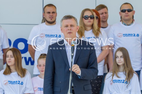  18.06.2016 RZESZOW<br />PIERWSZA W POLSCE REGIONALNA KONWENCJA PROGRAMOWA PLATFORMY OBYWATELSKIEJ PT. POLSKA OBYWATELSKA 2.0 - WYZWANIA POLSKI CYFROWEJ ORAZ FUNDUSZE EUROPEJSKIE<br />N/Z TOMASZ SIEMONIAK<br /> 