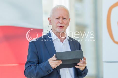  18.06.2016 RZESZOW<br />PIERWSZA W POLSCE REGIONALNA KONWENCJA PROGRAMOWA PLATFORMY OBYWATELSKIEJ PT. POLSKA OBYWATELSKA 2.0 - WYZWANIA POLSKI CYFROWEJ ORAZ FUNDUSZE EUROPEJSKIE<br />N/Z MICHAL BONI<br /> 