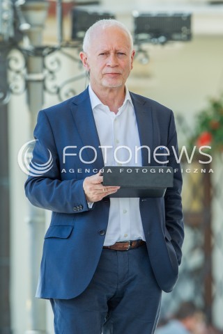  18.06.2016 RZESZOW<br />PIERWSZA W POLSCE REGIONALNA KONWENCJA PROGRAMOWA PLATFORMY OBYWATELSKIEJ PT. POLSKA OBYWATELSKA 2.0 - WYZWANIA POLSKI CYFROWEJ ORAZ FUNDUSZE EUROPEJSKIE<br />N/Z MICHAL BONI<br /> 