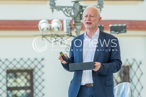  18.06.2016 RZESZOW<br />PIERWSZA W POLSCE REGIONALNA KONWENCJA PROGRAMOWA PLATFORMY OBYWATELSKIEJ PT. POLSKA OBYWATELSKA 2.0 - WYZWANIA POLSKI CYFROWEJ ORAZ FUNDUSZE EUROPEJSKIE<br />N/Z MICHAL BONI<br /> 