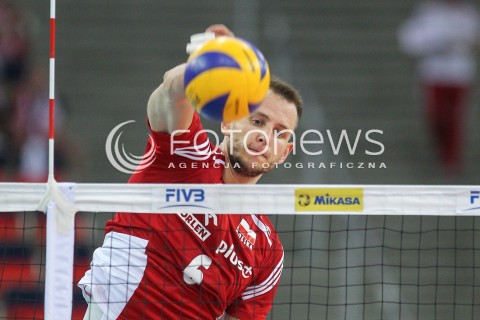  25.06.2016 LODZ <br />SIATKOWKA MEZCZYZN LIGA SWIATOWA 2016 <br />FIVB VOLLEYBALL WORLD LEAGUE 2016 <br />MECZ POLSKA - ROSJA ( Poland - Russia ) <br />N/Z BARTOSZ KUREK SYLWETKA ATAK <br /> 