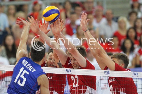  25.06.2016 LODZ <br />SIATKOWKA MEZCZYZN LIGA SWIATOWA 2016 <br />FIVB VOLLEYBALL WORLD LEAGUE 2016 <br />MECZ POLSKA - ROSJA ( Poland - Russia ) <br />N/Z BARTOSZ KUREK MATEUSZ BIENIEK BARTOSZ BEDNORZ BLOK<br /> 