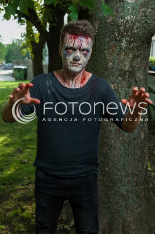  25.06.2016 WARSZAWA<br />MARSZ ZYWYCH TRUPOW W WARSZAWIE<br />ZOMBIE WALK<br />N/Z UCZESTNIK MARSZU<br /> 