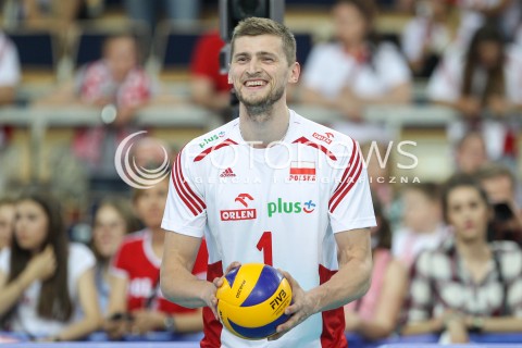  26.06.2016 LODZ <br />SIATKOWKA MEZCZYZN LIGA SWIATOWA 2016 <br />FIVB VOLLEYBALL WORLD LEAGUE 2016 <br />MECZ POLSKA - FRANCJA ( Poland - France ) <br />N/Z PIOTR NOWAKOWSKI SYLWETKA RADOSC EMOCJE <br /> 