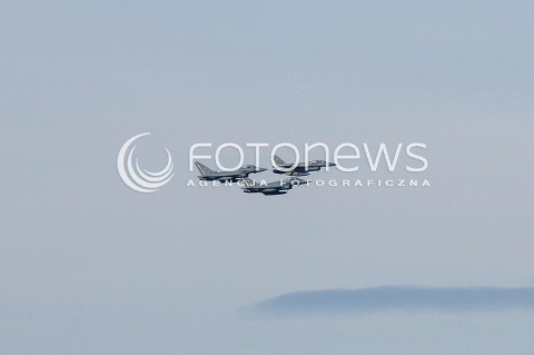  08.07.2016 WARSZAWA <br />SAMOLOTY NATO NAD MIASTEM<br />N/Z SAMOLOTY<br /> 