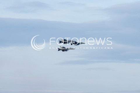  08.07.2016 WARSZAWA <br />SAMOLOTY NATO NAD MIASTEM<br />N/Z SAMOLOTY<br /> 