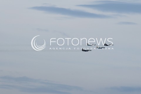  08.07.2016 WARSZAWA <br />SAMOLOTY NATO NAD MIASTEM<br />N/Z SAMOLOTY<br /> 