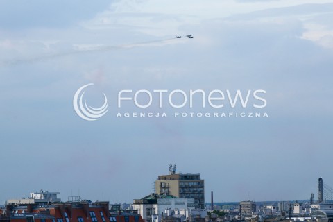  08.07.2016 WARSZAWA <br />SAMOLOTY NATO NAD MIASTEM<br />N/Z SAMOLOTY<br /> 