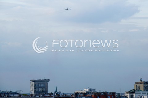  08.07.2016 WARSZAWA <br />SAMOLOTY NATO NAD MIASTEM<br />N/Z SAMOLOT AWACS MODEL BOEING E-3 SENTRY<br /> 