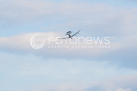  08.07.2016 WARSZAWA <br /> PRZELOT SAMOLOTOW WOJSKOWYCH NAD STADIONEM NARODOWYM W RAMACH TRWAJACEGO W WARSZAWIE SZCZYTU NATO <br /> N/Z NATO E 3 SENTRY<br />  