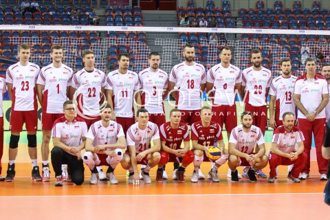 13.07.2016 KRAKOW <br />SIATKOWKA MEZCZYZN LIGA SWIATOWA 2016 TURNIEJ FINALOWY <br />FIVB VOLLEYBALL WORLD LEAGUE FINAL SIX 2016 <br />MECZ POLSKA - FRANCJA ( Poland - France ) <br />N/Z ZDJECIE GRUPOWE GROUP PHOTO GRUPOWKA REPREZENTACJI POLSKI<br /> 