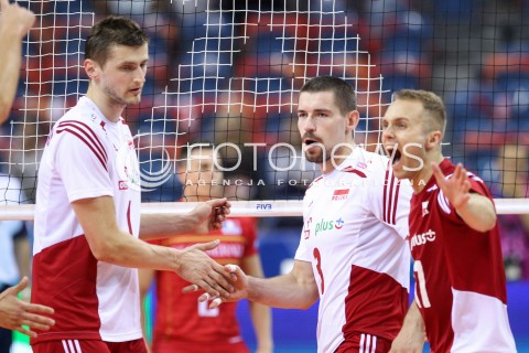  13.07.2016 KRAKOW <br />SIATKOWKA MEZCZYZN LIGA SWIATOWA 2016 TURNIEJ FINALOWY <br />FIVB VOLLEYBALL WORLD LEAGUE FINAL SIX 2016 <br />MECZ POLSKA - FRANCJA ( Poland - France ) <br />N/Z PIOTR NOWAKOWSKI DAWID KONARSKI PAWEL ZATORSKI RADOSC EMOCJE <br /> 