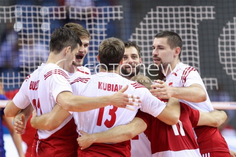  13.07.2016 KRAKOW <br />SIATKOWKA MEZCZYZN LIGA SWIATOWA 2016 TURNIEJ FINALOWY <br />FIVB VOLLEYBALL WORLD LEAGUE FINAL SIX 2016 <br />MECZ POLSKA - FRANCJA ( Poland - France ) <br />N/Z DAWID KONARSKI GRZEGORZ LOMACZ RADOSC EMOCJE <br /> 